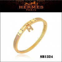 Hermes Kelly H Lock Cadena Charm Bracelet Gold With Diamonds